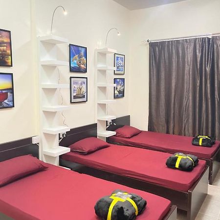 Dxb Backpackers Executive Hostel Dubai Ngoại thất bức ảnh